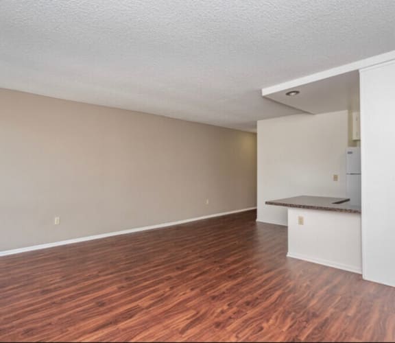 Concord Square Apartments Apartments in Reseda, CA